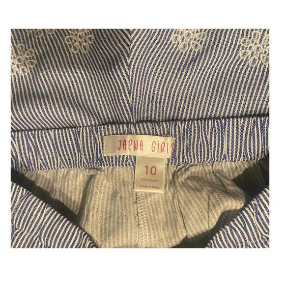 JAPNA KIDS Pinstripe Embroidered Tassel Shorts Girls 10 - Picture 3 of 5